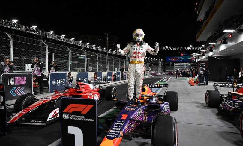 Fórmula 1 chega a Singapura com Verstappen cada vez mais perto do